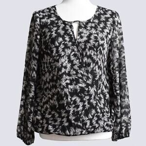 VINCE CAMUTO Women's Blouse Size XS Black & White
